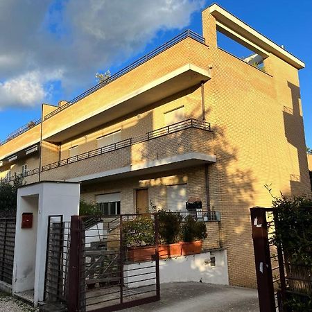 Casa Mare Apartment แตร์ราชินา ภายนอก รูปภาพ