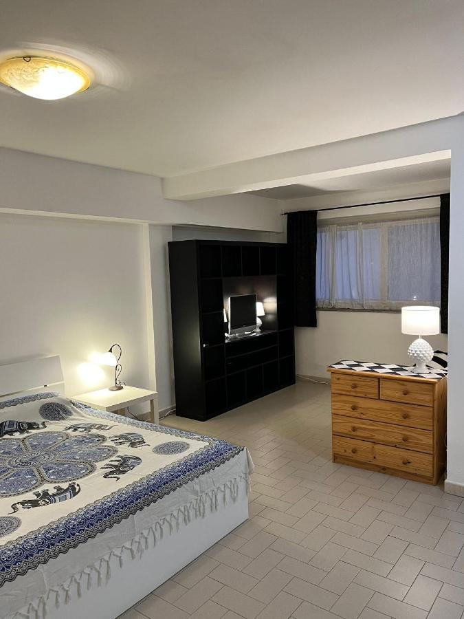 Casa Mare Apartment แตร์ราชินา ภายนอก รูปภาพ