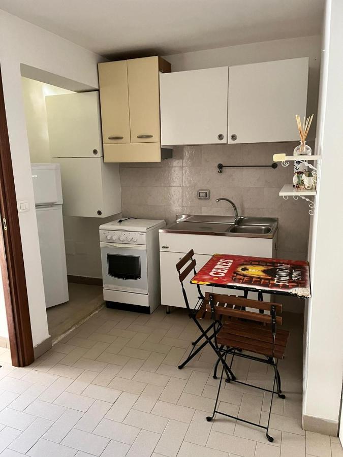 Casa Mare Apartment แตร์ราชินา ภายนอก รูปภาพ