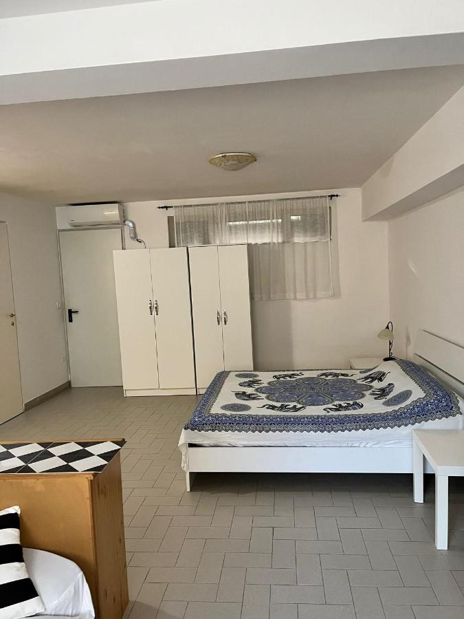 Casa Mare Apartment แตร์ราชินา ภายนอก รูปภาพ